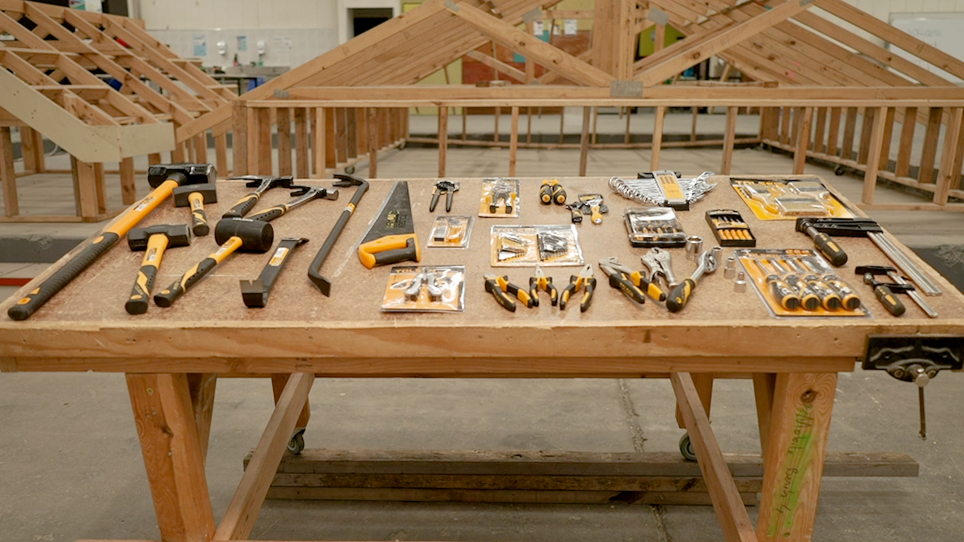 Tolsen Carpenter's 26 Piece Tool Bag - Tool Market