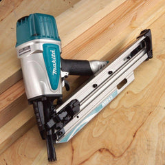 Makita AN943 50-90mm (D-Head Nails) Pneumatic Framing Nailer - Tool Market